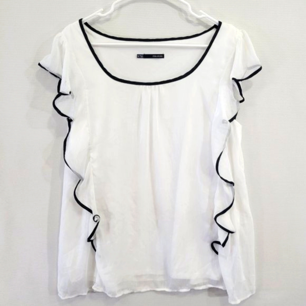 Maurices Black/White Ruffle Soft Lightweight Top size XL